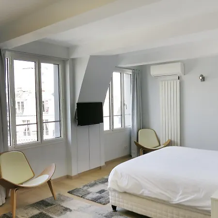 Rooftop Copernic Apartment